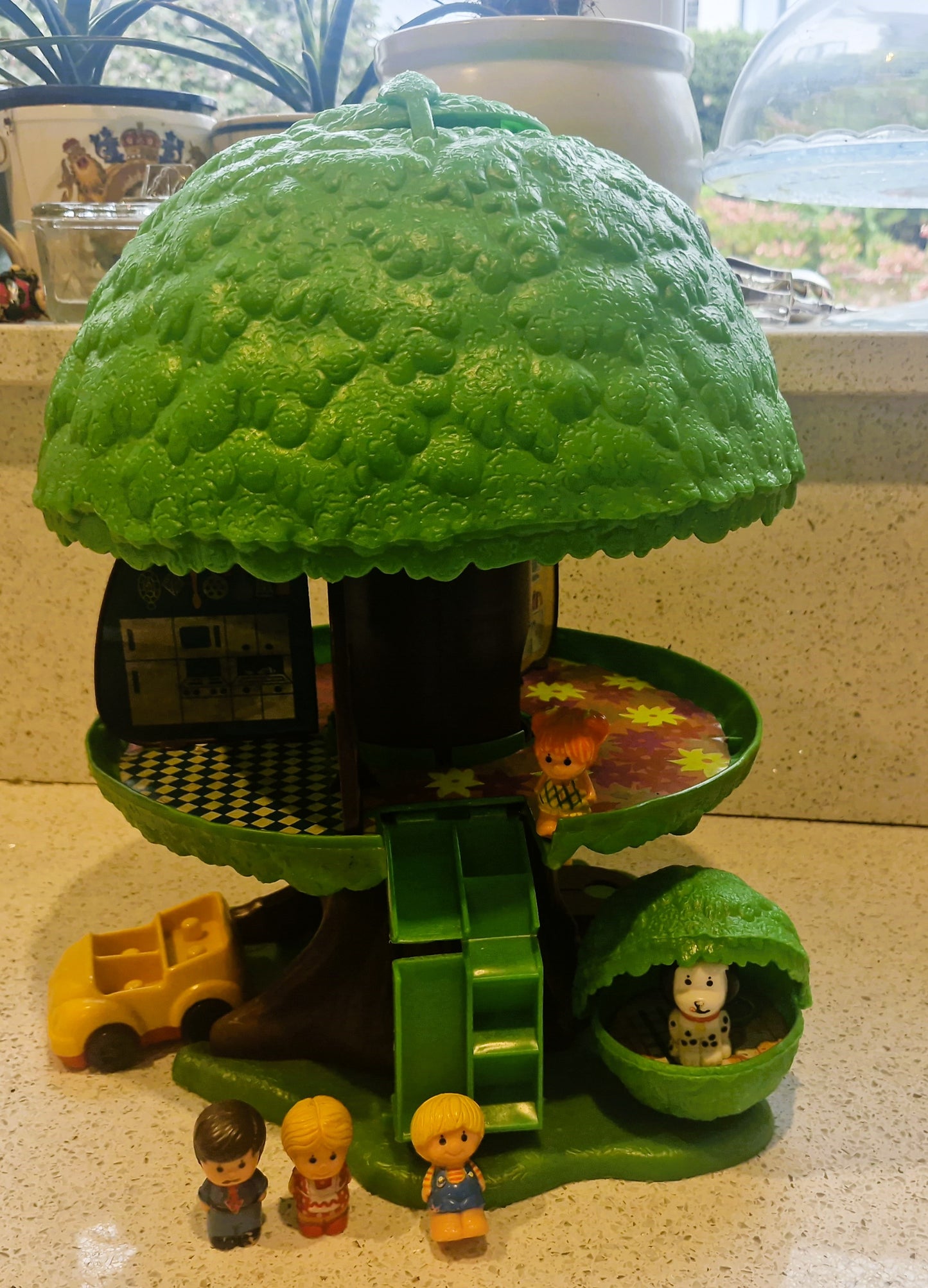 BARBARA - Royal Stuart Bone China Teacup Trio: Yellow Harlequin, Gold Gilt, 1950s + COMPLETE Palitoy Discovery Time Pop Up Tree House, Tree Tots Tree House with ALL Characters (Copy)