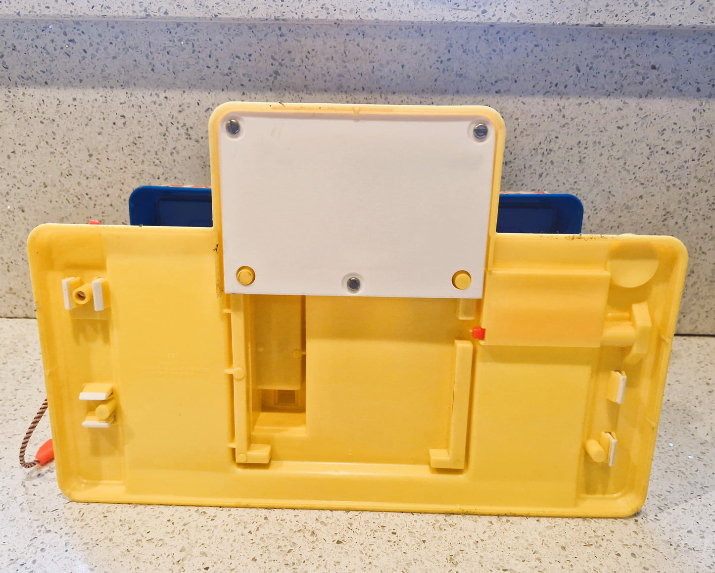 Fisher-Price Little Mart Petrol Station, Fisher Price Little People Little Mart #2580, Fisher Price Little Mart