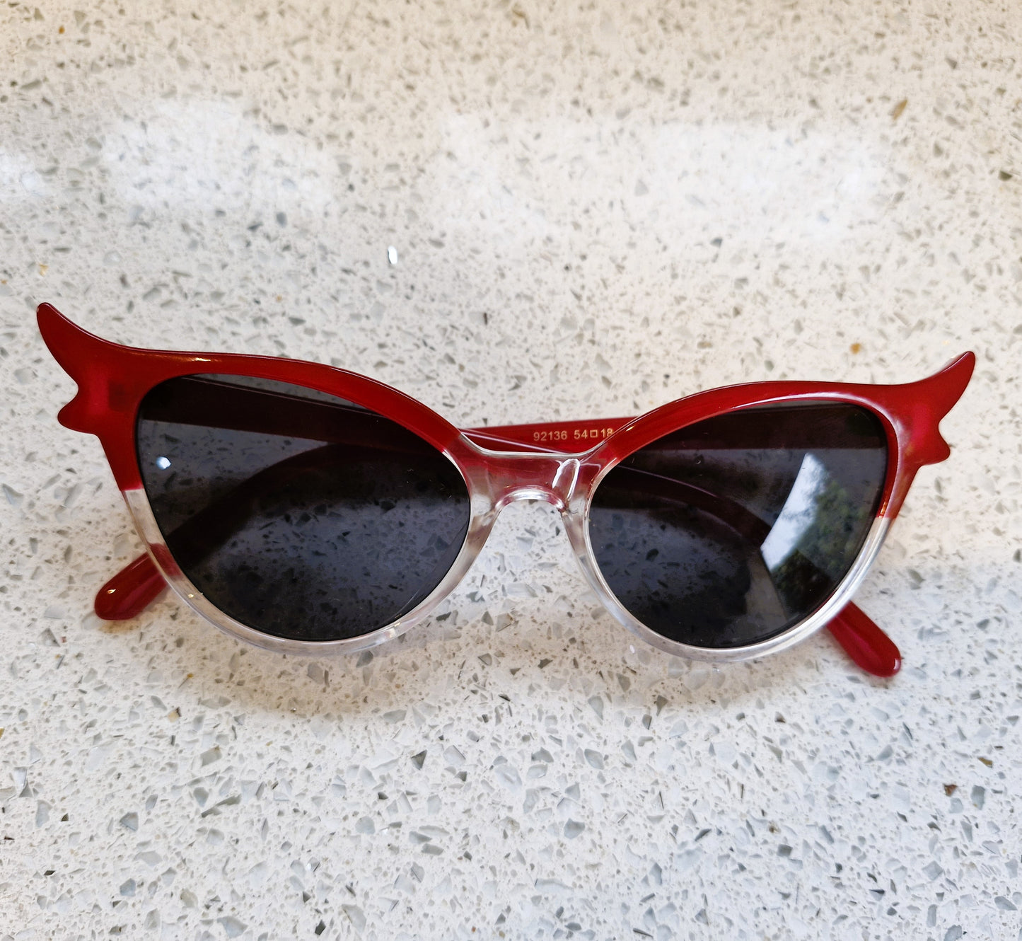 Vintage style, Cats Eye, Sunglasses, Red, Sunglasses, Retro, Vintage, Pin Up Girl, Quirky, Kitsch, 1950s