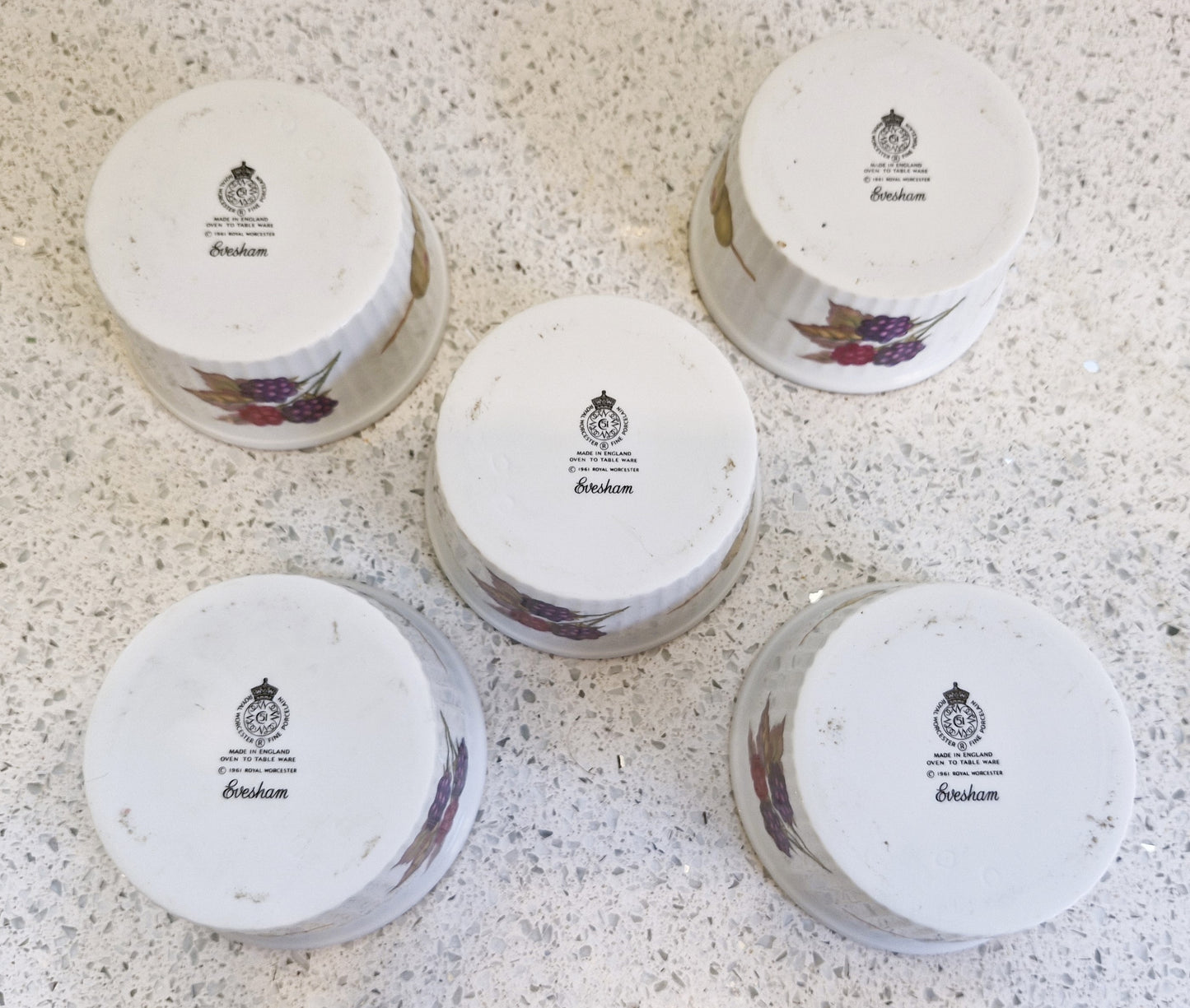 Royal Worcester Ramekins, Evesham, Gold, Berries, Olives, Gilt edged, Oven to table, Set of 5