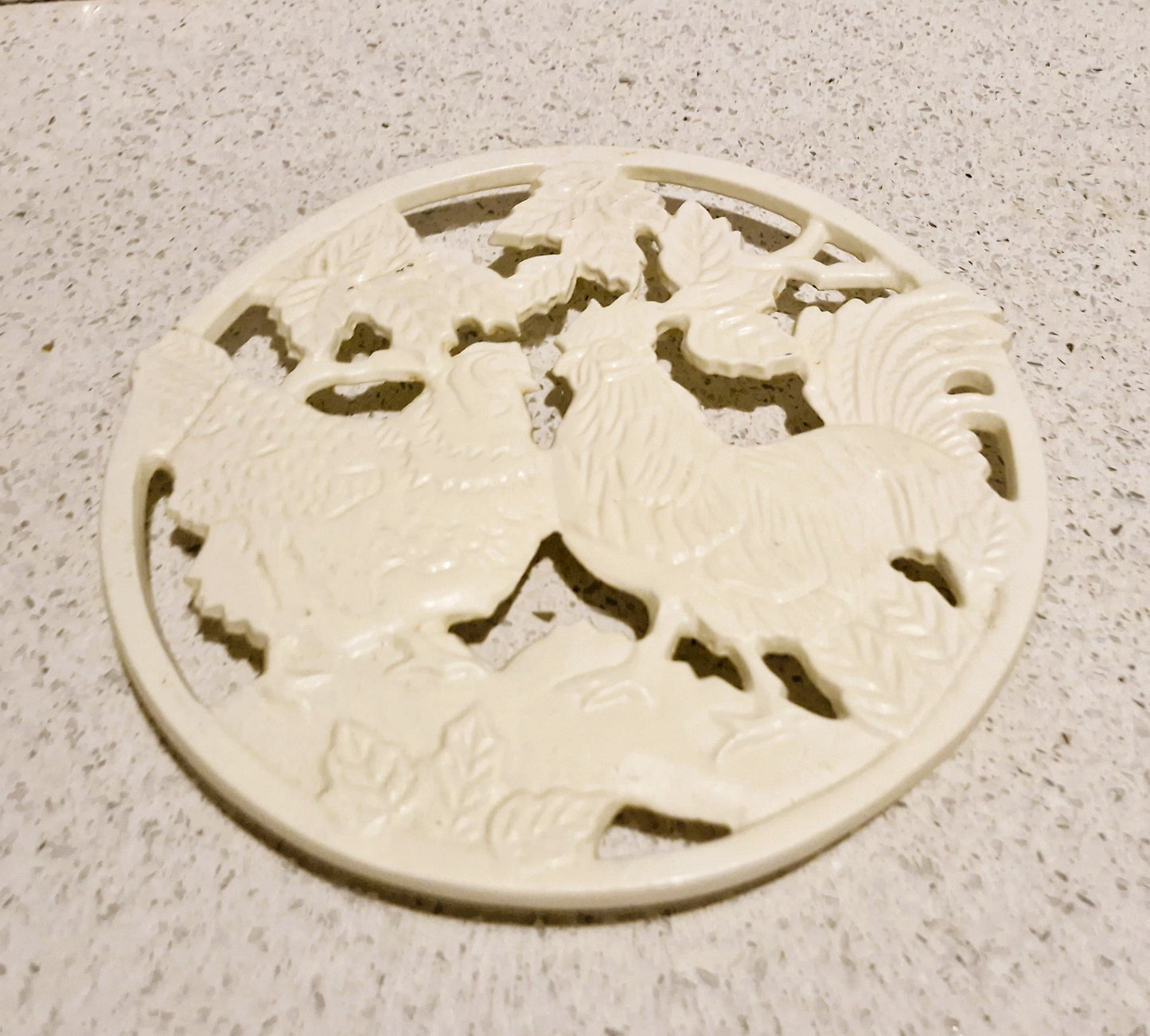 Chicken Trivet, Chicken Pan stand, Farm, Cottage Kitchen, Kitsch, cute, Quirky, Chicken Kitchenalia, - Cream, White, Metal Trivet