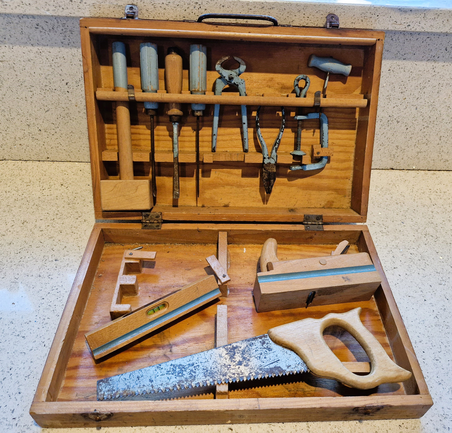 Vintage, Handy Andy Carpenters Tool Chest, Handy Andy Tool Box, Carpenter, Vintage Wooden tool set, Circa 1975, Wooden tool box,