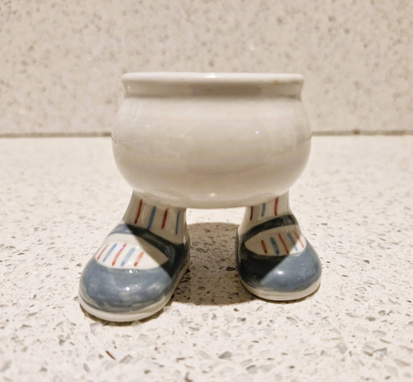 Carltonware Walking Egg Cup, Eierbecher auf Beinen, Walking Egg Cup, Keramik