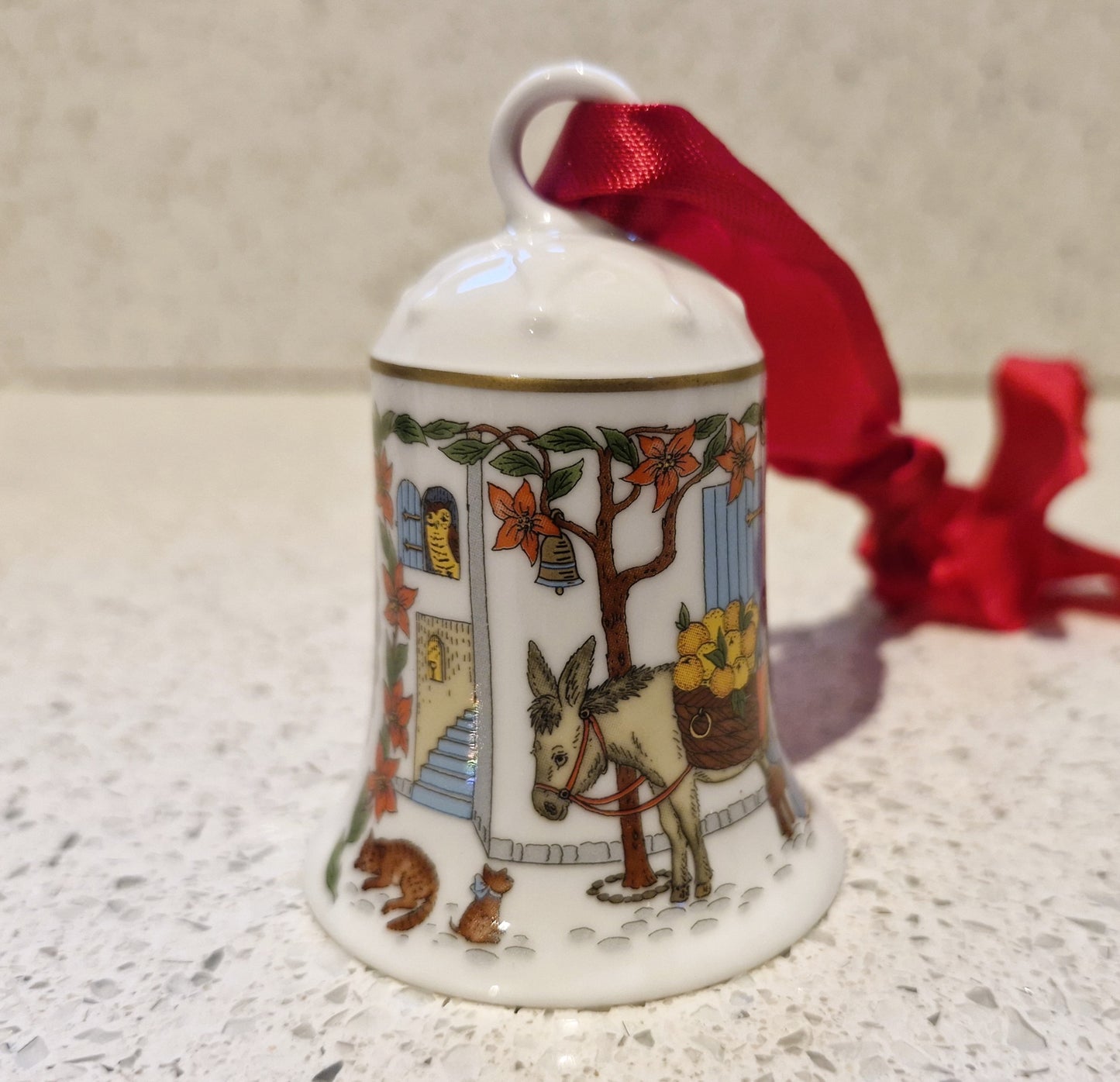 Hutschenreuther porcelain, Christmas bell, weihnachts Clocke, 2004, German, limited edition, Christmas Tree decoration, Ole Winther