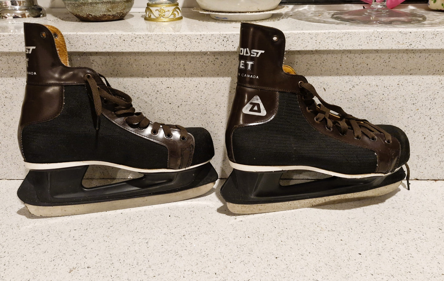 Vintage Canadian Ice Skates, Daoust Jet, Ice Skates, RD, 1979, Brown, Ice Hockey, Skates, Vintage Hockey Skates, 271, Size 8,