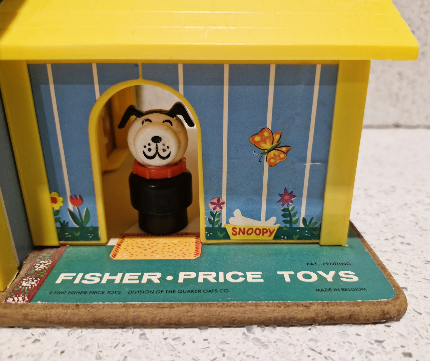 Vintage 70s Fisher Price Family House, Yellow House, Complete - Very Good condition, Lots of characters and Accessories - Inc 4 seater Car