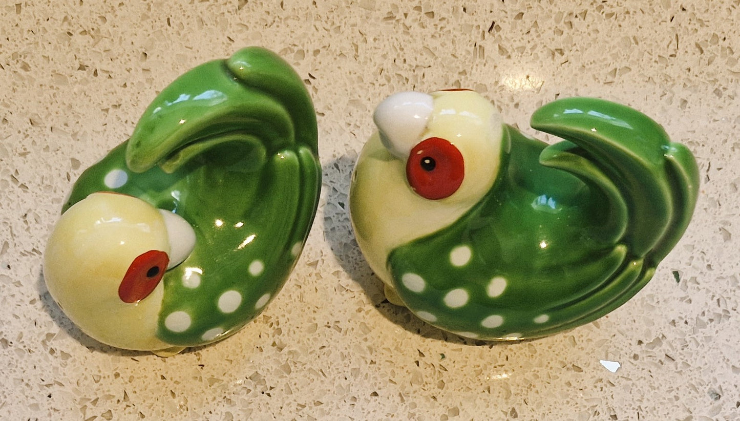 Fitz & Floyd Parrot Shaped Salt and Pepper Shakers, 1979, Green Tropical, Bird Caribbean, Parrot Salt And Pepper Shakers, Handpainted