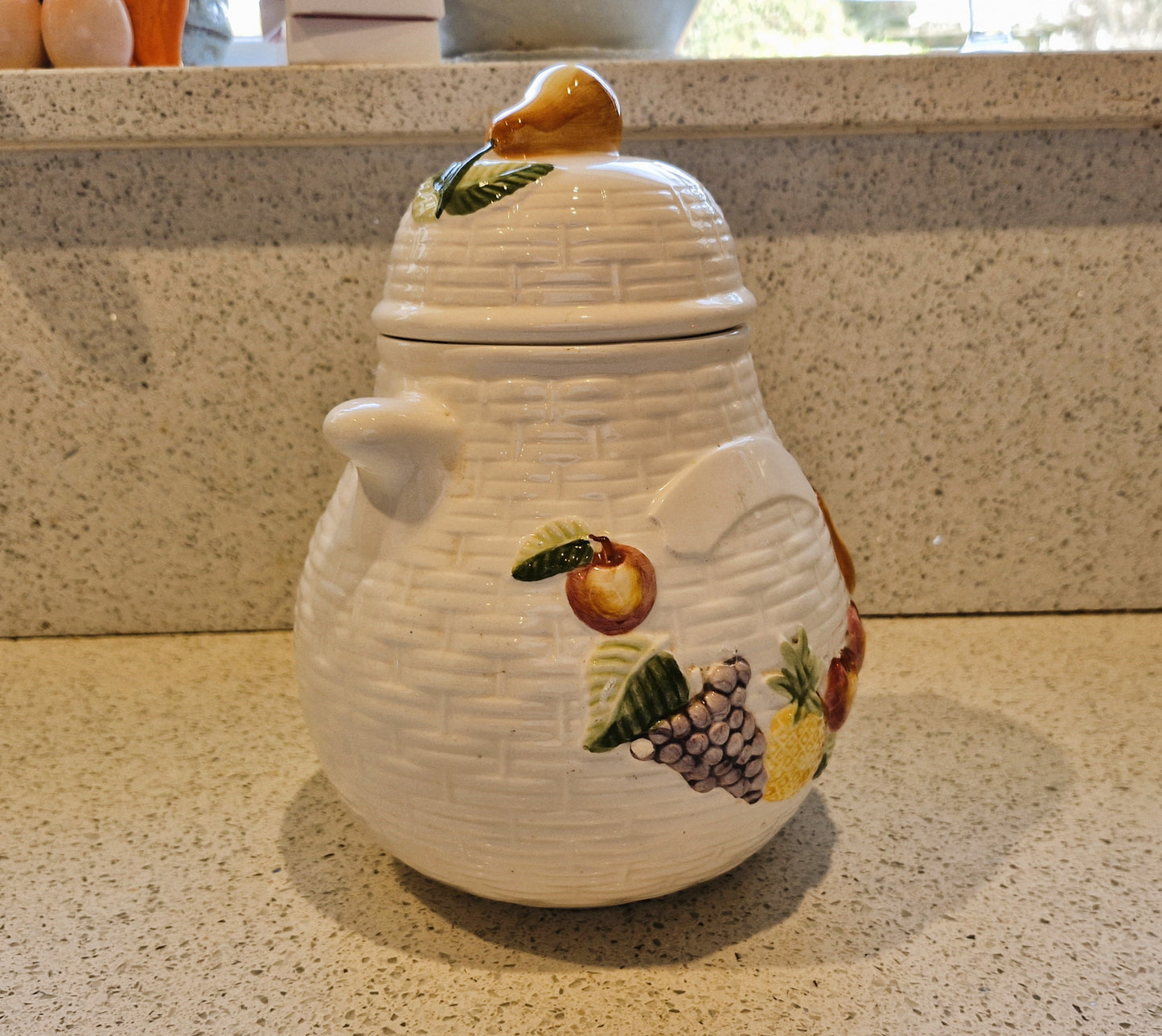 Rayware Storage jar , Fruit jar, Rayware Cookie Jar, Majolica, Large, Ceramic, White, pears, apples, Fruits