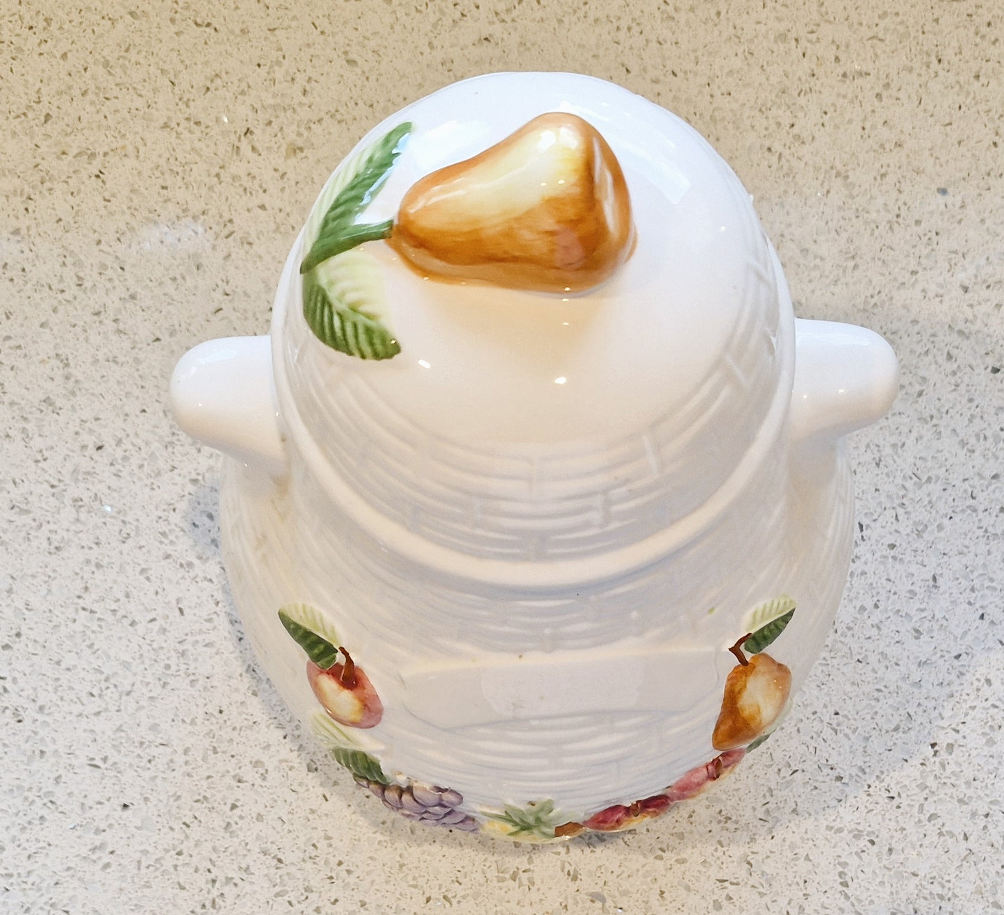 Rayware Storage jar , Fruit jar, Rayware Cookie Jar, Majolica, Large, Ceramic, White, pears, apples, Fruits
