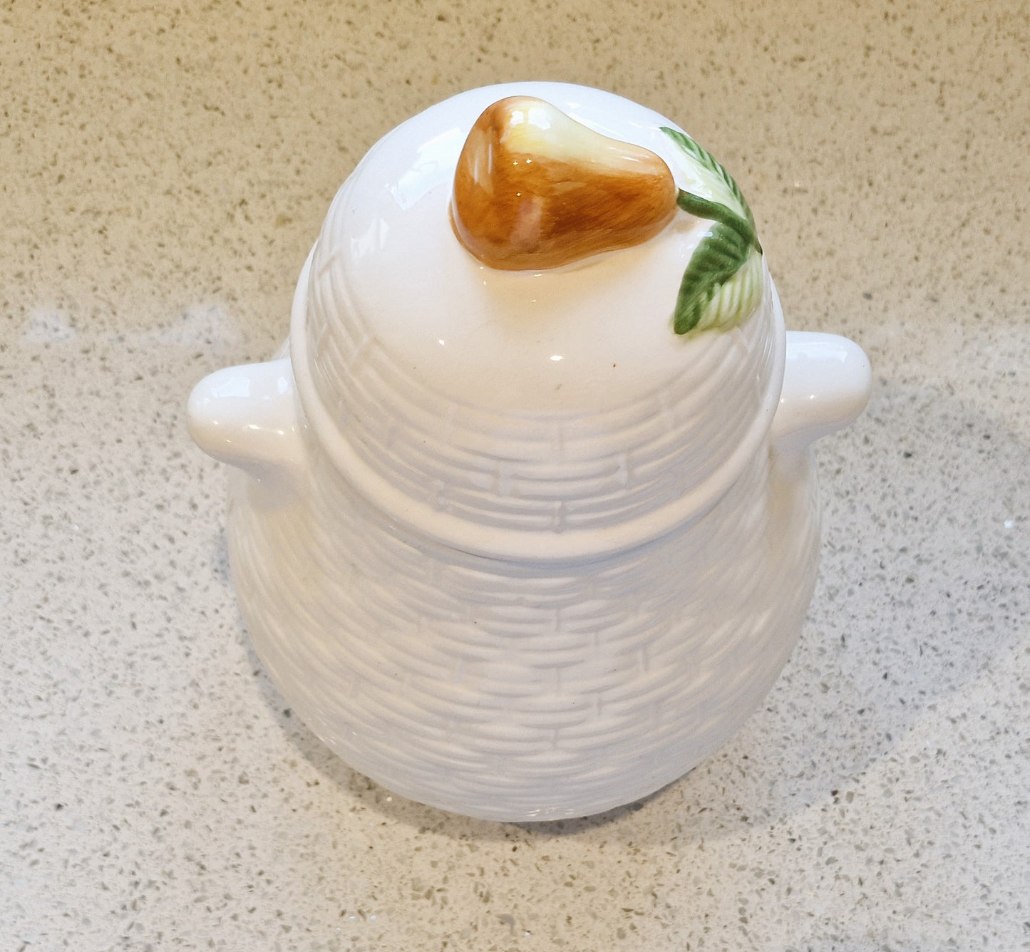 Rayware Storage jar , Fruit jar, Rayware Cookie Jar, Majolica, Large, Ceramic, White, pears, apples, Fruits