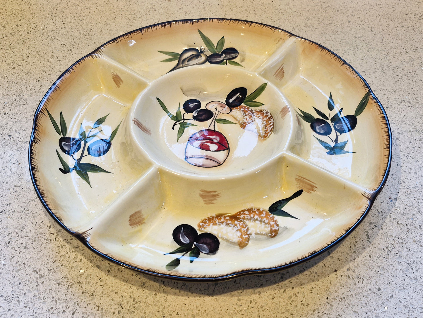 Olives Bowl, Salad Bowl, Cheese and Wine, Al Fresco Dining, Segmented serving, Bowl, Segmented Serving, Platter, Segments, Dips, Tapas