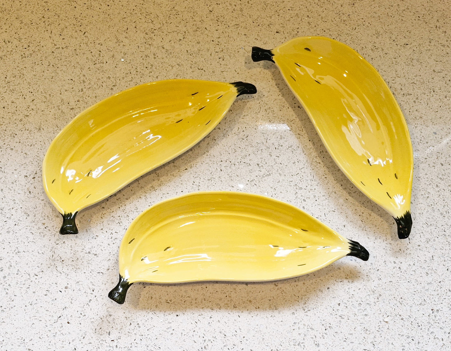 Carltonware Banana Split Dishes, Carlton ware Banana shaped dishes, Made in England, 60s