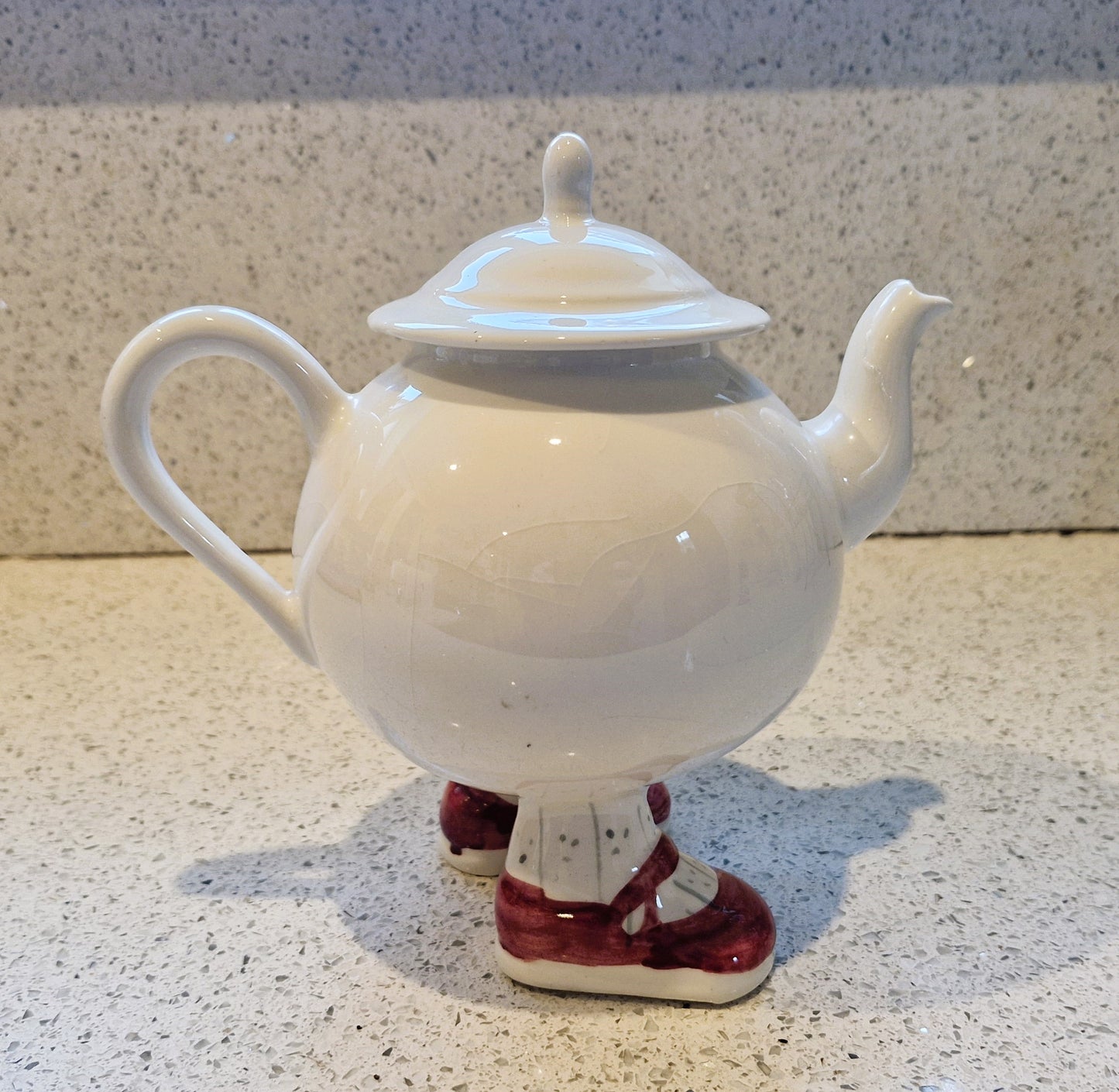 Carltonware, Walking Teapot, Hand Painted, Carltonware Walking Teapot, Made in England, English Pottery, Tea Pot, Red