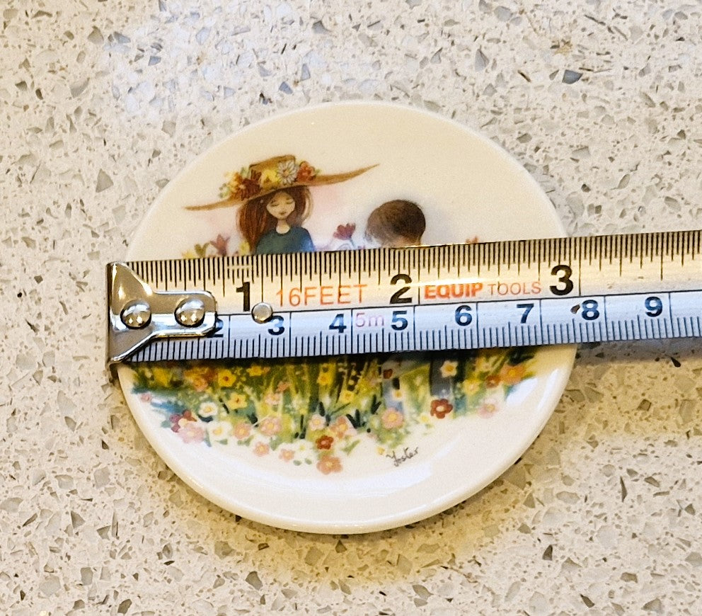 Kitsch Quirky little Dish, Pin DIsh, Ring Dish,