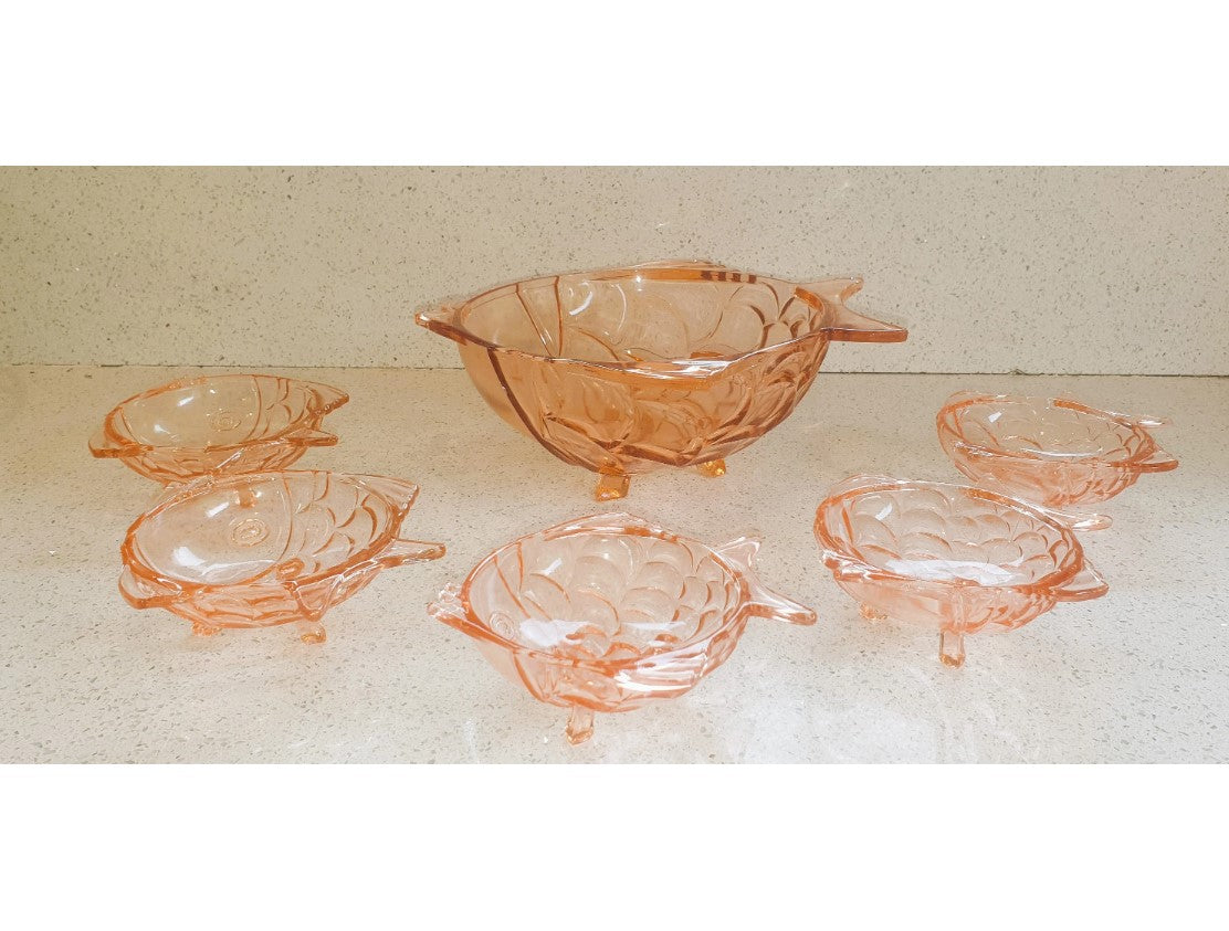 Art Deco Fish Shaped dessert Bowl, Set, Art Deco Pink / Peach coloured Fish Shaped Bowls, 6 Piece 'Fish' Fruit, Dessert Set