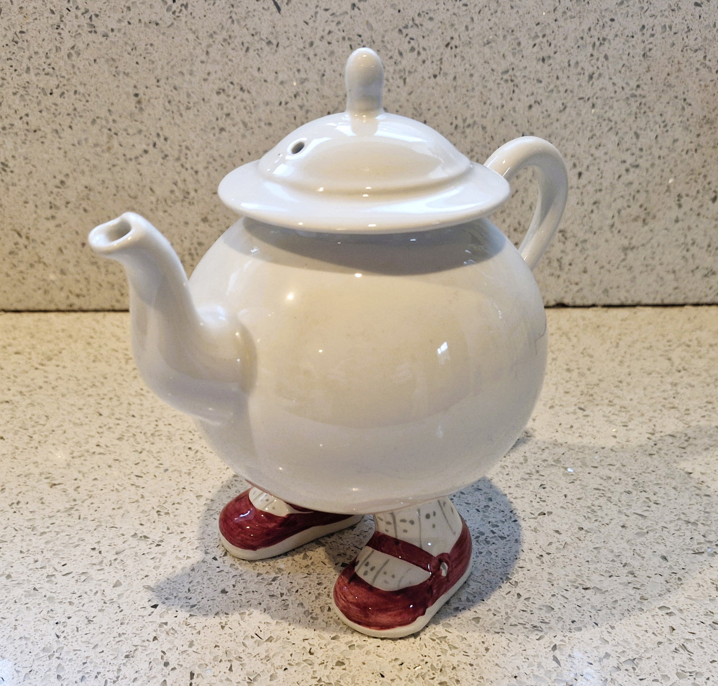 Carltonware teapot, Walking Ware