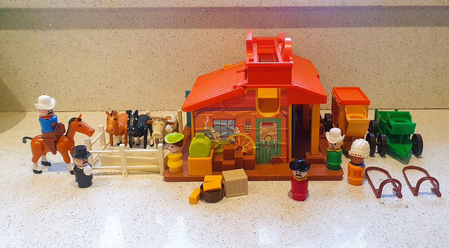 Fisher-Price Western Town, Fisher Price Western Town, Horses, cowboys and Indians
