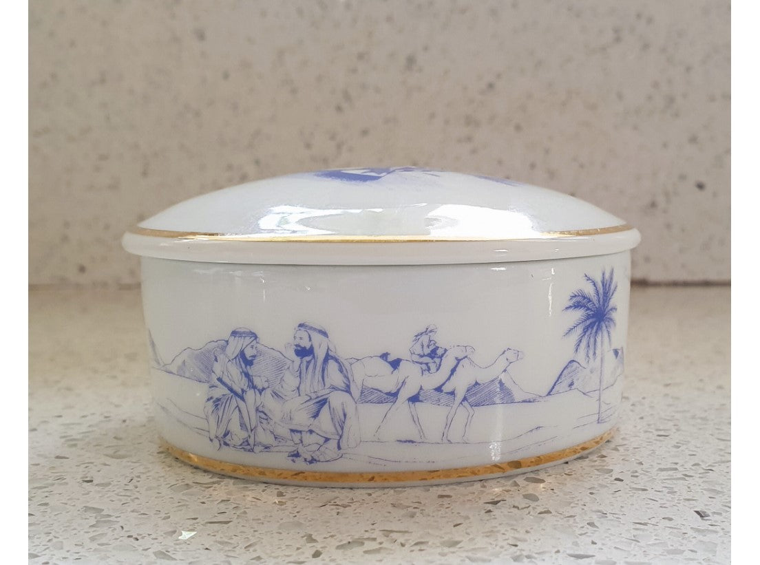 Limoges France Ceramic Trinket box, Artoria Limoges, Hoopee 6, Emerites Airlines, Porcelain Trinket Box