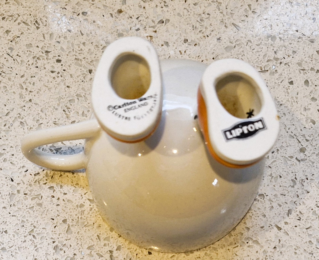 LIPTON, Lipton Tea Advertising, carltonware Cup, Walking ware