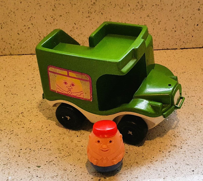 Weebles, Weebles Bus, Weebles Wobble but they don't fall down, 70s,, 80s Toys