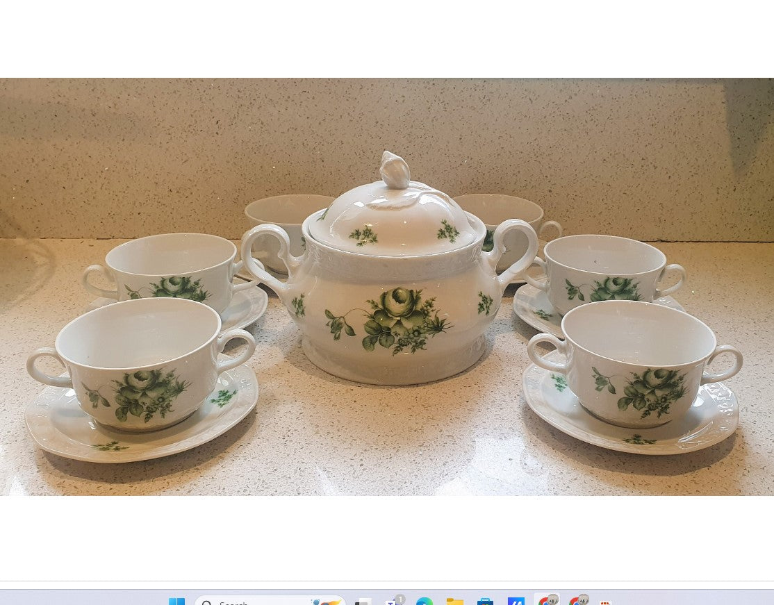 Large 2 Handled Soup Tureen and 5 x Soup Coups, Green and White, IMMACULATE