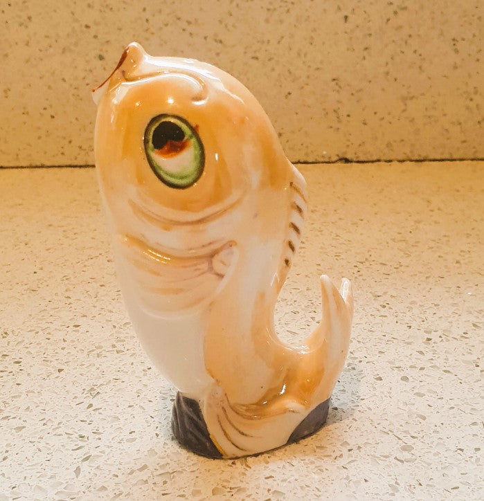 Vintage, Fish shaped Salt, Pepper Shaker, 60s, Ceramic, Kitsch, , Lustre Ware,