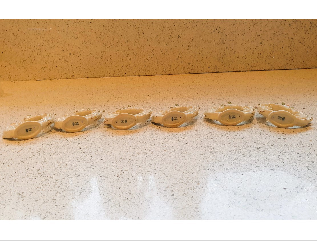 Set of vintage Napkin Rings, Set of ceramic Napkin Rings, Vintage Ceramic Napkin Rings, Vintage, Italian, Napkin rings, Set of 6, Ceramic Napkin Rings, Porcelain, Flowers