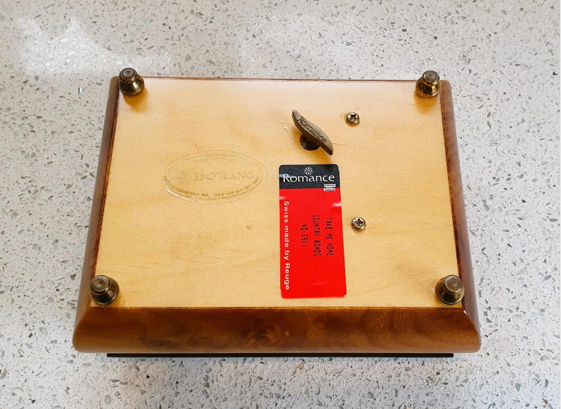 Vintage, reuge music box Romance, Sorrento, IMade in Italy, ERCOLANO, Jewellery box, Plays, Take Me Home Country Road, Tune