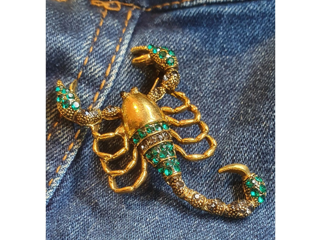 Scorpion Broach, NEW, Insect Jewelery, Quirky, Unusual, Green, Gold