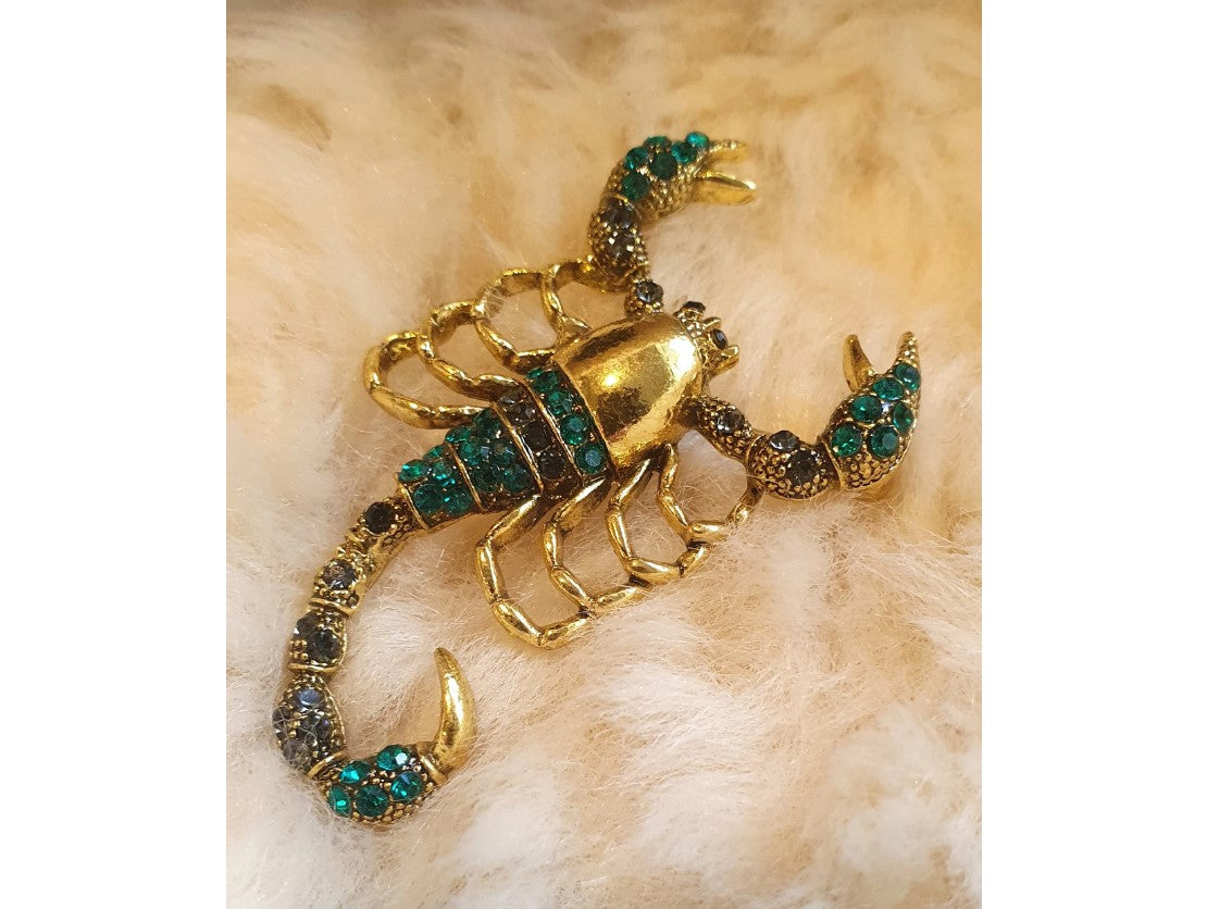 Scorpion Broach, NEW, Insect Jewelery, Quirky, Unusual, Green, Gold