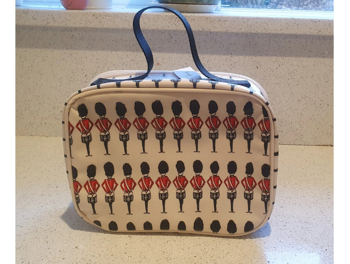 Harrods Lunch Box, Queens Guard, Lunch Bag, soldiers