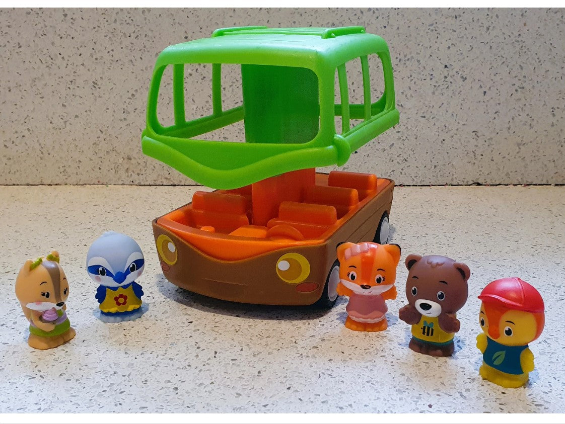 Timber Tots, Pop Up Adventure Play Bus, Bears, with Characters, Very Good condition