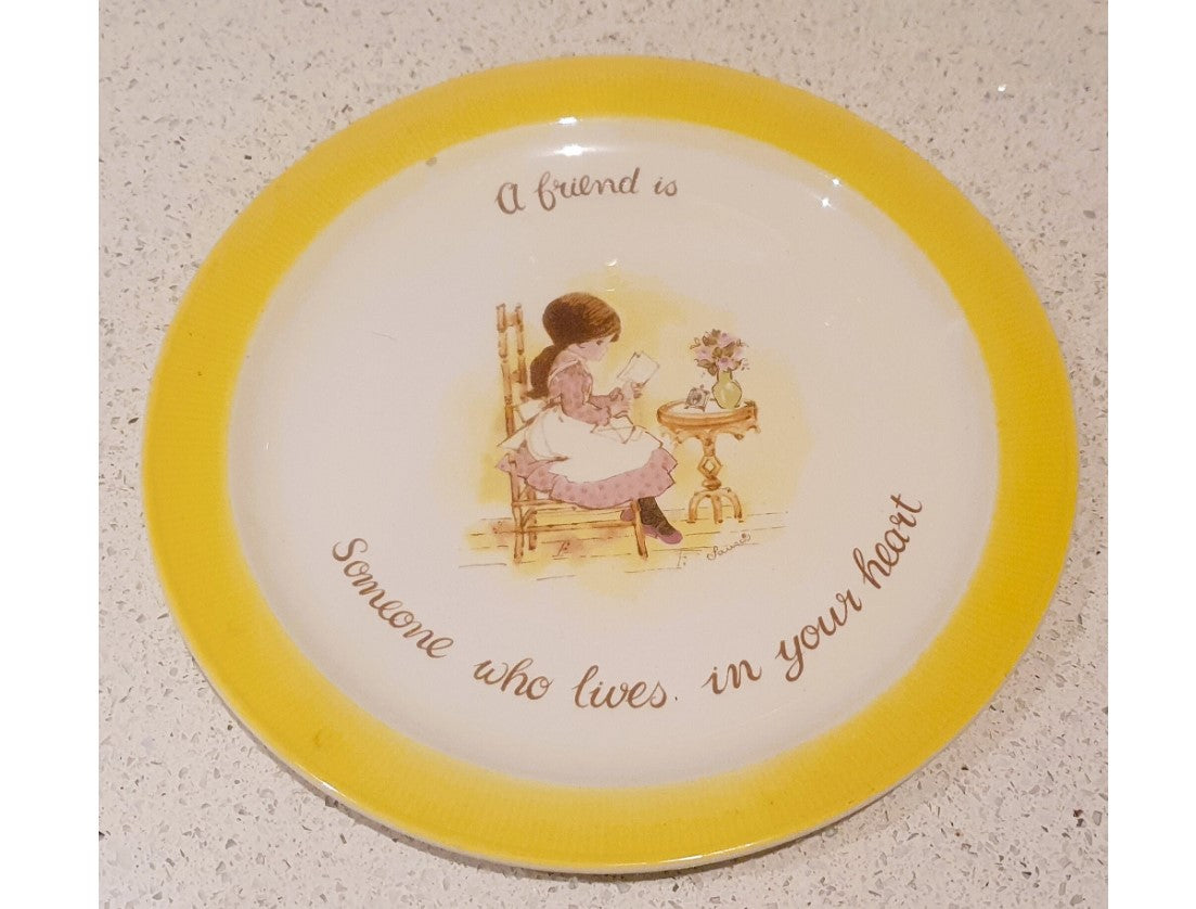 Friendship Plates, Mid century, LAURA, Happiness having someone to care for, Friend is someone who lives in your heart