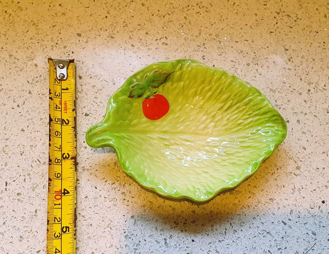 Beswick Lettuce and Tomato Plate, Lettuce Leaf shaped Bowl, Lettuce leaf dish, Green, Tomato, Immaculate condition