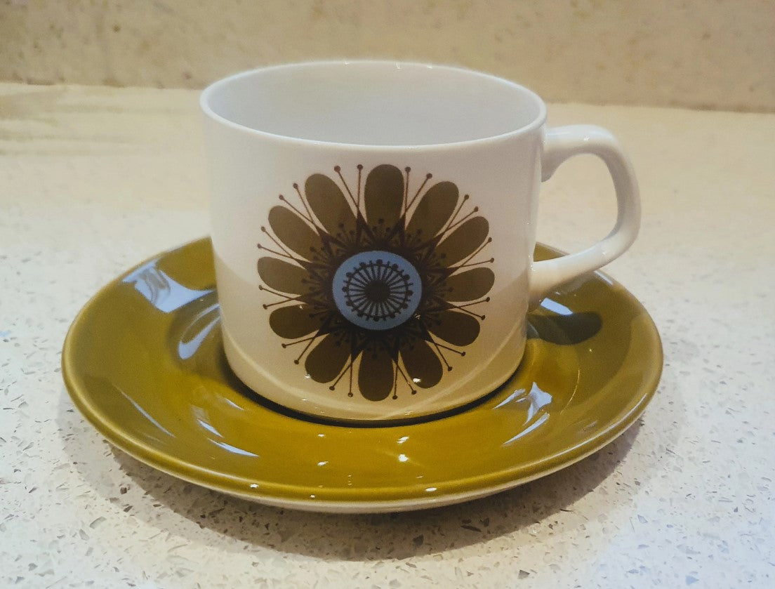 Meakin Galaxy Tea Cup and Saucer, Meakin Galaxy Coffee Cup and Saucer, VGC