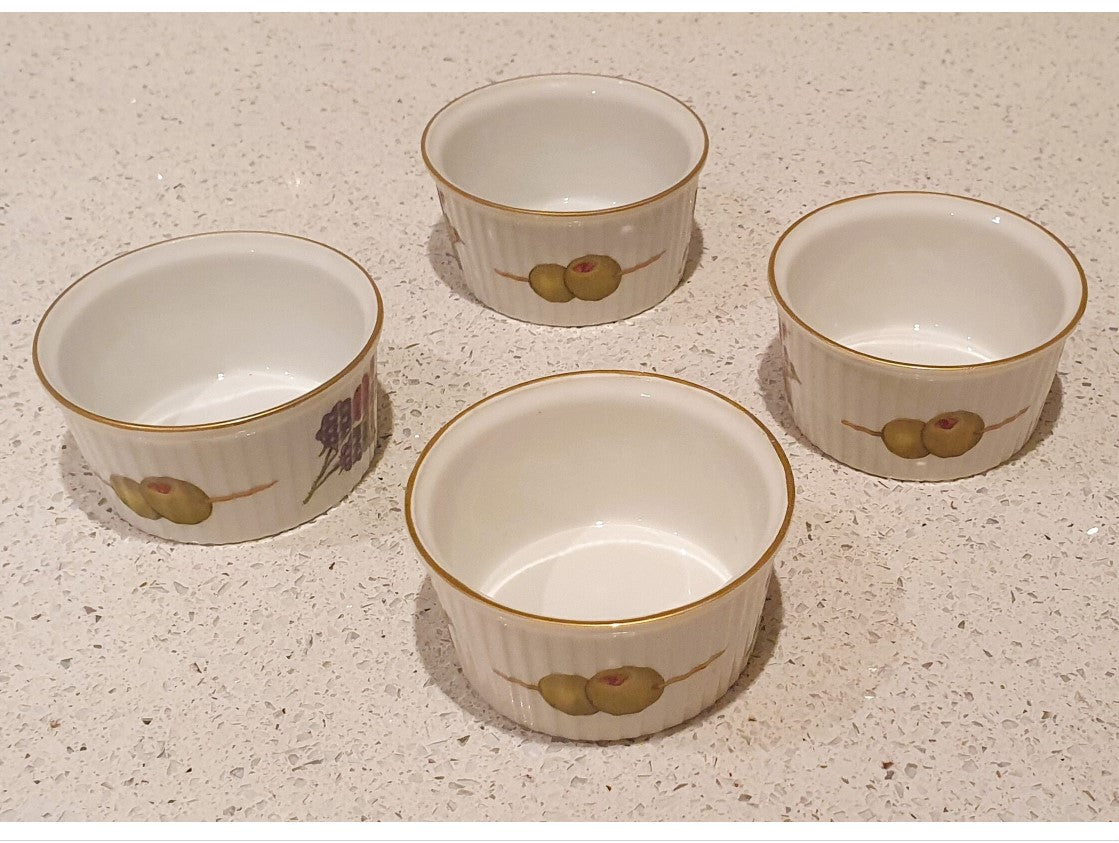 Royal Worcester Ramekins, Evesham Ramekins, Olive, Gold, Gilt edged, Oven to table,