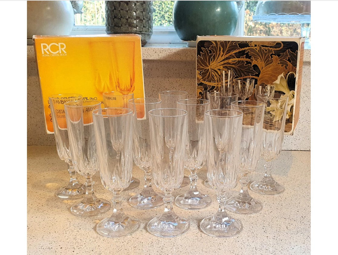 Italian Lead Crystal, Champagne Glasses, Tall Champagne glasses, RCR, Cristalleria Italiana, Cristal Au Plomb, RCR, Royal Crystal Rock, Lead crystal
