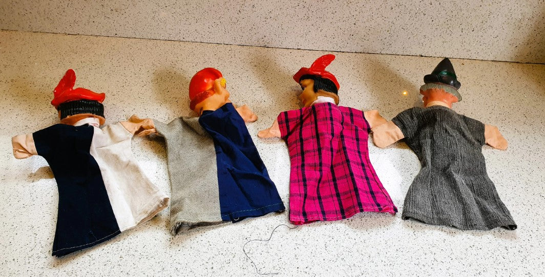 Hand puppets, Punch and Judy, Wizard, Jester, Courtier