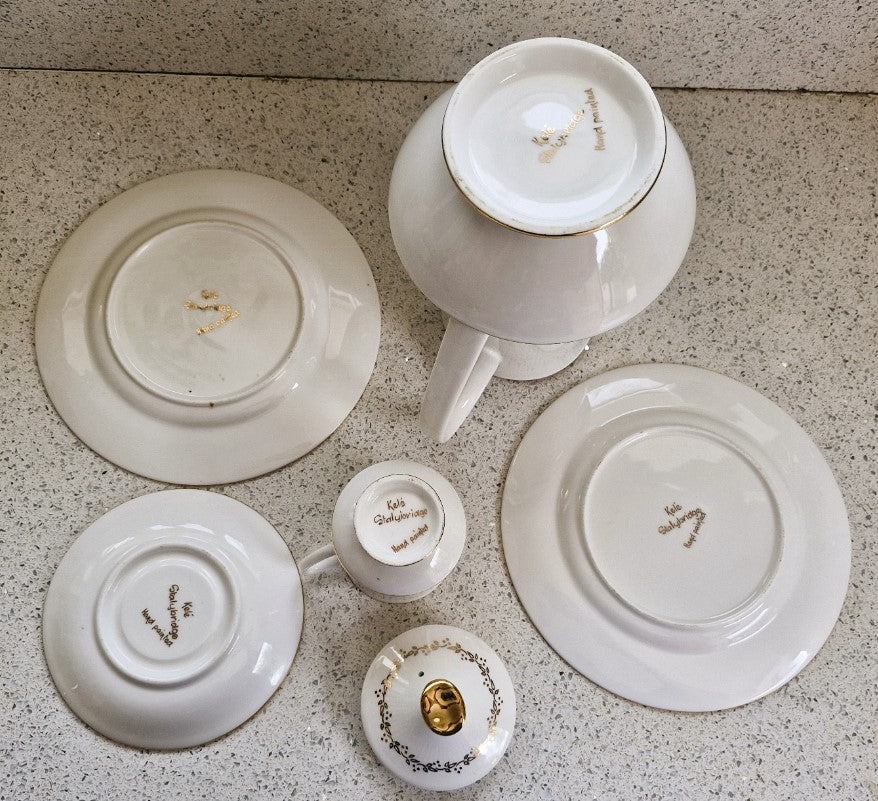 Kele, Stalybridge, Vintage, Hand painted, White, Fine Bone China, Coffee Pot, Coffee cup, Gold, Gilt edged, 8 Inch Plates