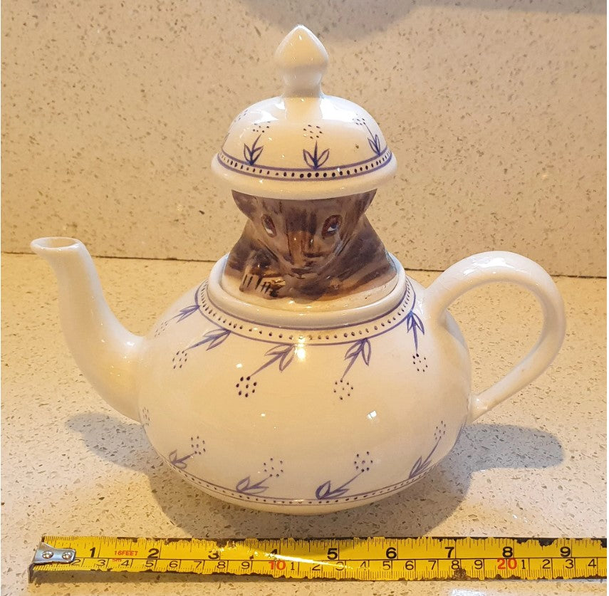 Vintage, Dormouse Tea pot, Hand painted, Alice in Wonderland, Afternoon Tea, Vintage Teapot, Audley Pottery England, Mat Hatter Tea Party