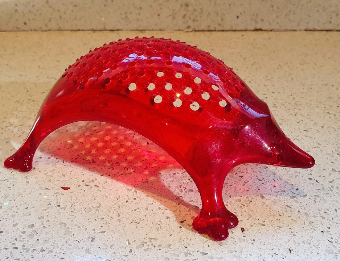 Koziol KASIMIR Hedgehog Acrylic Grater - Transparent Red 6”