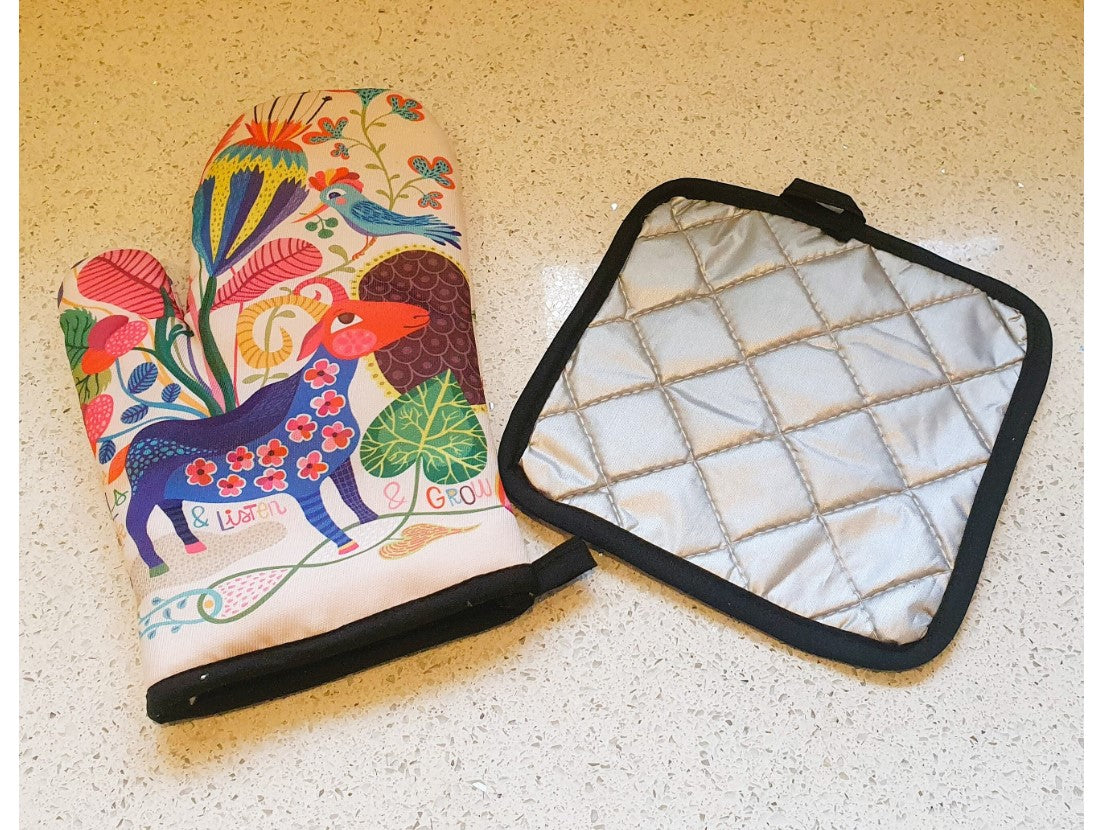 New, Retro Vintage, Oven Gloves, Oven Mitt, Kitsch, Quirky Oven Gloves and Oven Mitts, 60s Deer, 60s Style, Retro Vintage