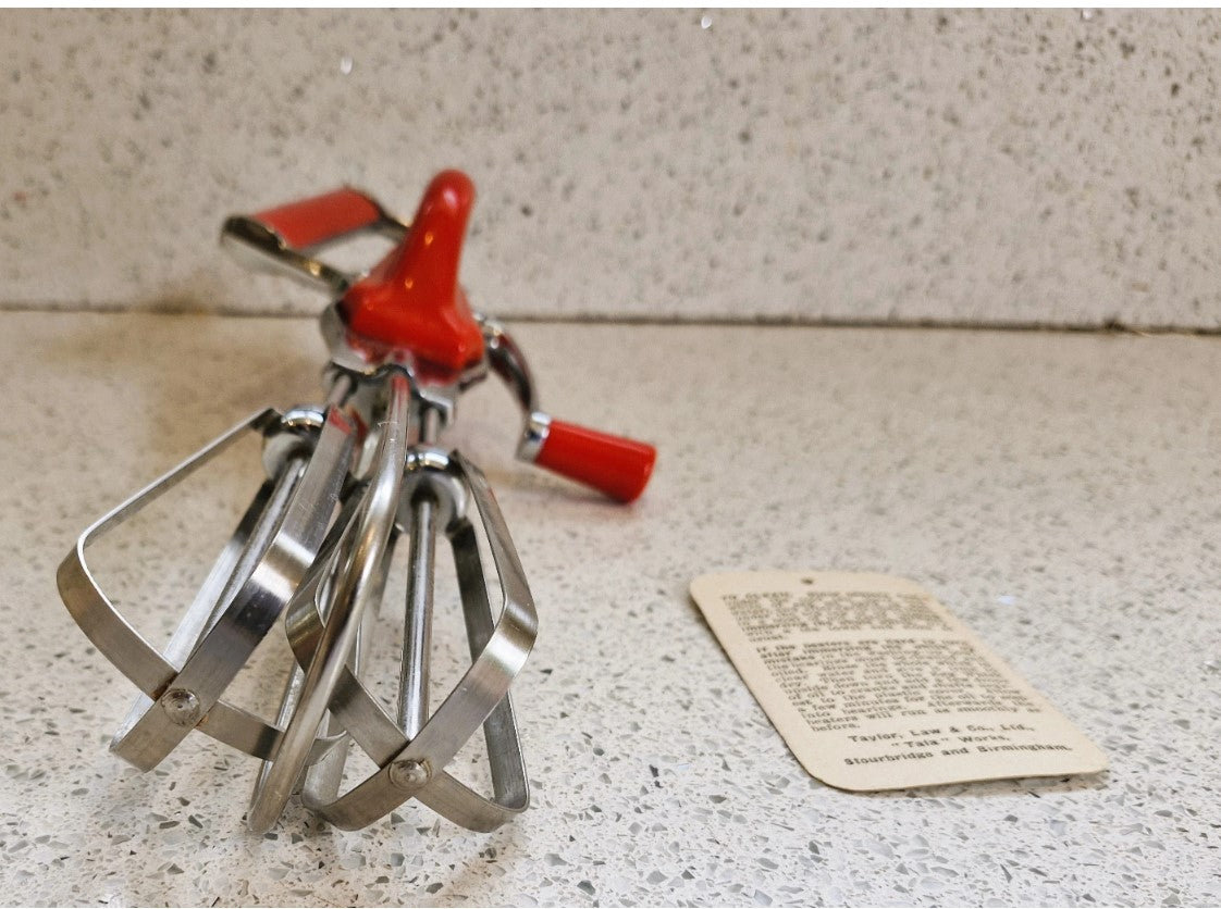 Vintager, Tala, Queen Egg Whisk, Red, Original 1950s, Kitchenailia