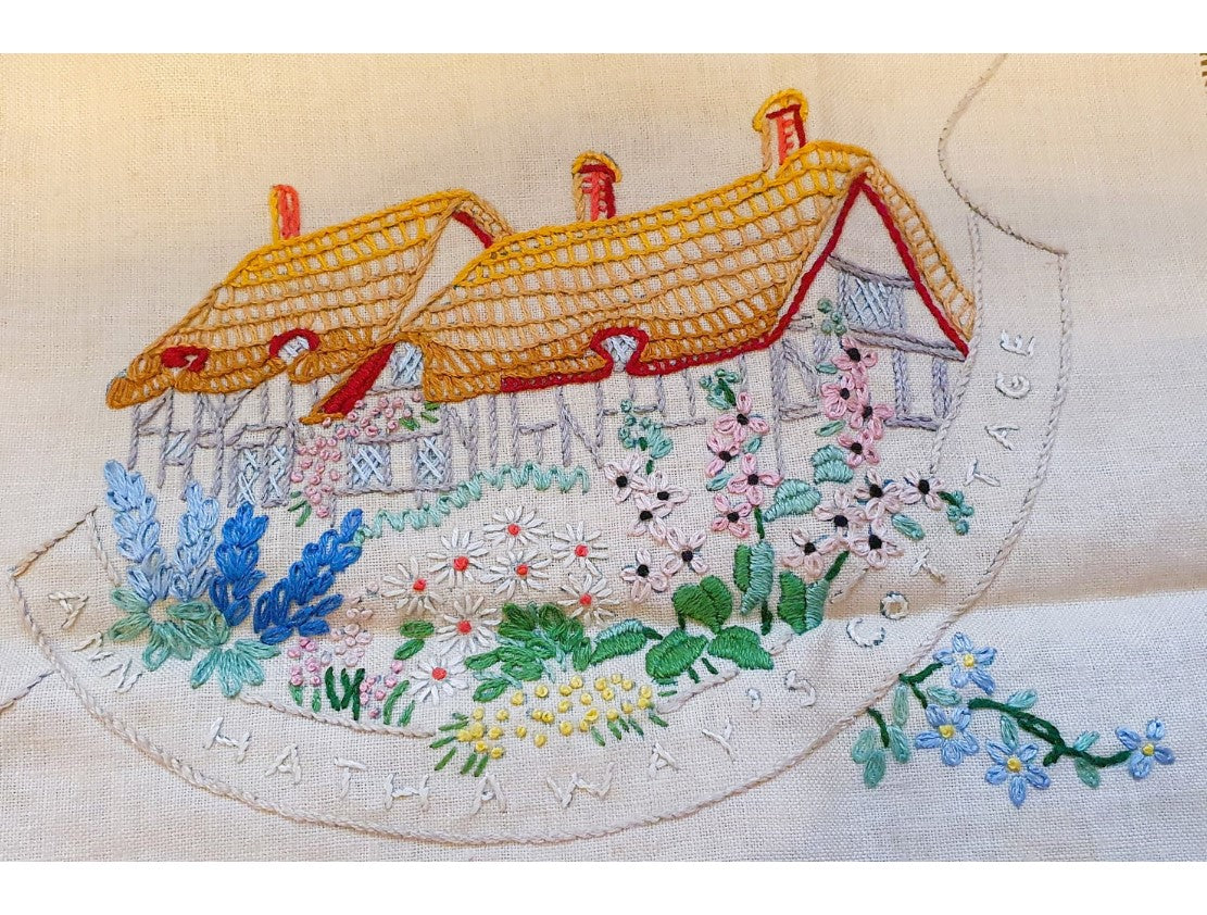 Vintage, English Hand Embroidered Linen, Shakespeare's Birthplace, Ann Hathaway's House, English Country Garden, Floral. 19 x 14 Inches