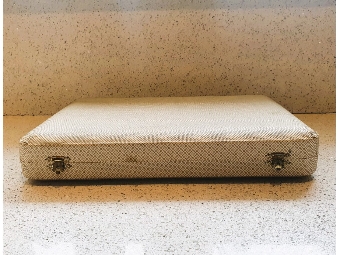 Canteen of Cutlery, Complete, 6 people, full set, original case, 24 Piece Set