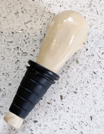 Ceramic Bottle stopper, Pin Up Girl Bottle stopper, Girls Bottom, Barware, Vintage Bar, Pin up Girl