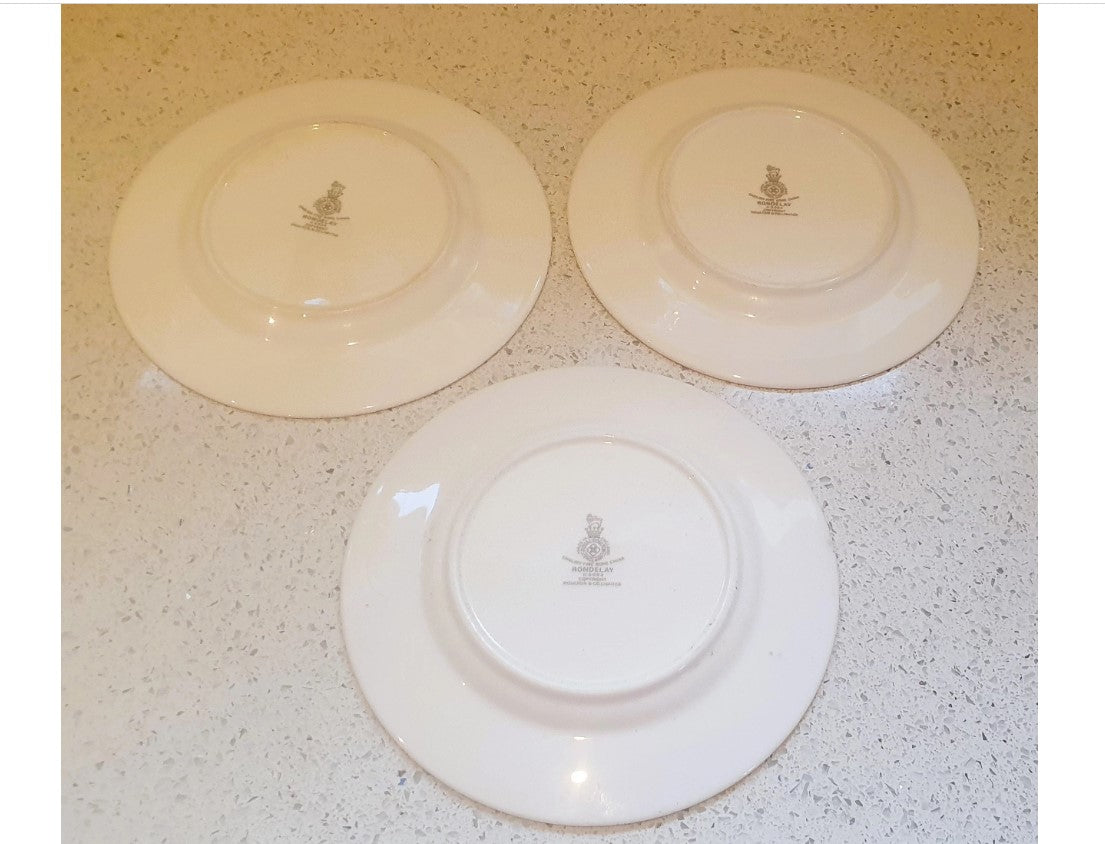 Royal Doulton, Rondelay, Side Plates, Plates, Rondelay Plates, Gilt edged, Green and white, Very Good condition. 6.5 inch
