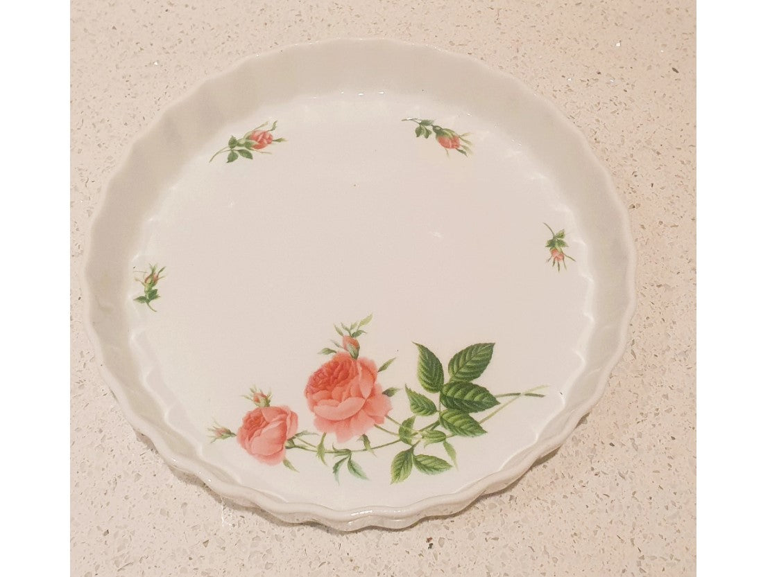 Christineholm, Rose pattern, quiche dish, Pie Dish, Shallow, Oven to table, flan dish, cookware, 9.5 Inches, Kitchenalia
