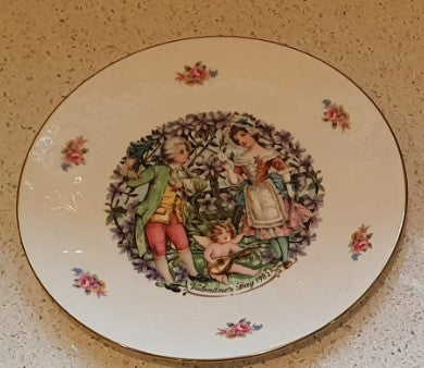 Royal Doulton Valentine's Day Plates, Boxed, 1982, 21cm, Decorative plate , Bone China , Made in England, Boxed