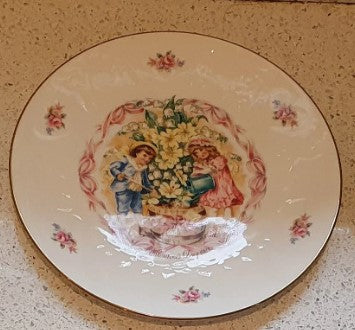 Royal Doulton Valentine's Day Plates, Boxed, 1985, 21cm, Decorative plate , Bone China , Made in England, Boxed